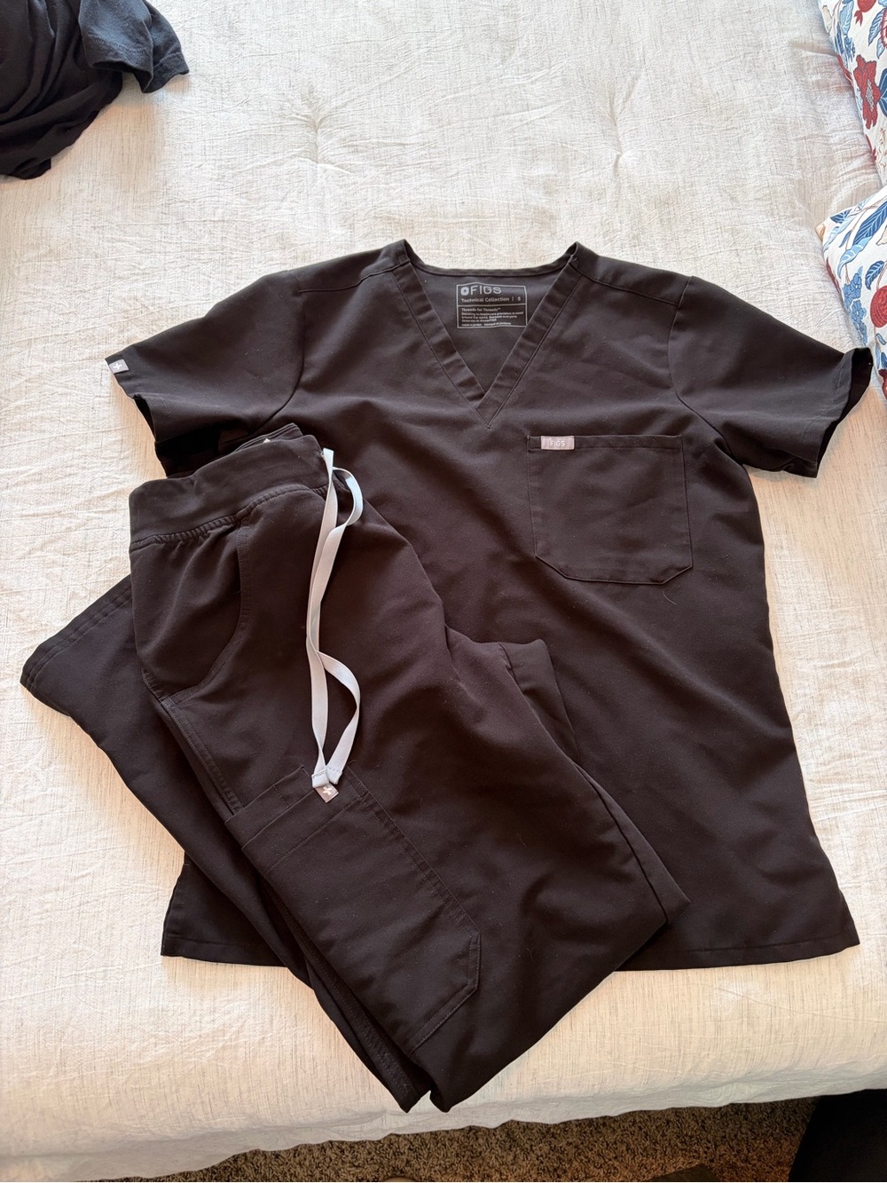 Figs Black Women’s Scrub Set